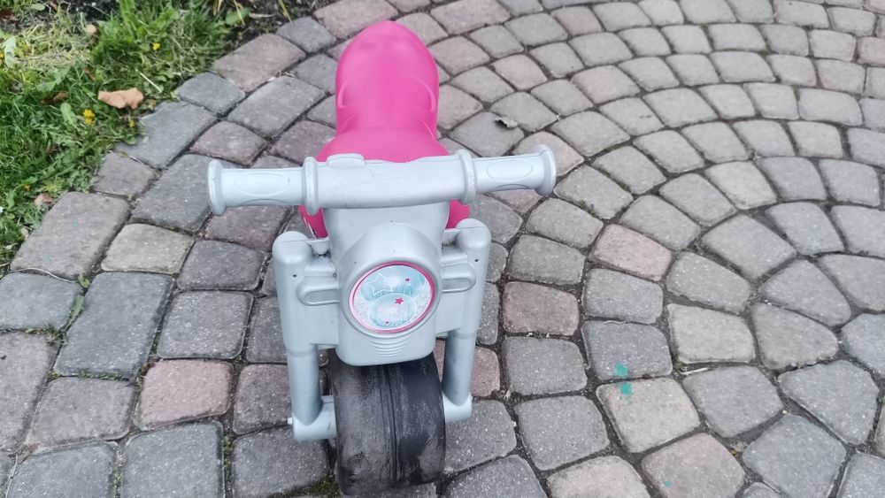 Motorek biegowy dla mniejszych dzieci