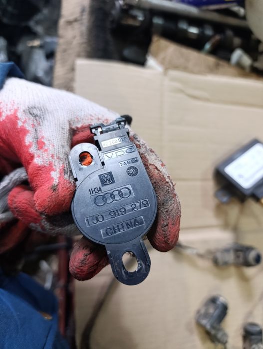 Парктронік Octavia Tour Октавія Тур