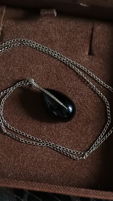 Zestaw biżuterii z diamentami