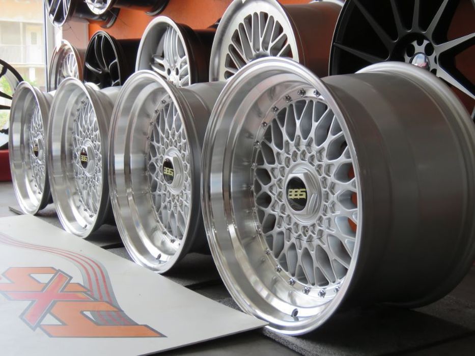 Jantes Look BBS RS 17 x 8.5 et20 + 10 et 15  4x100 / 114.3