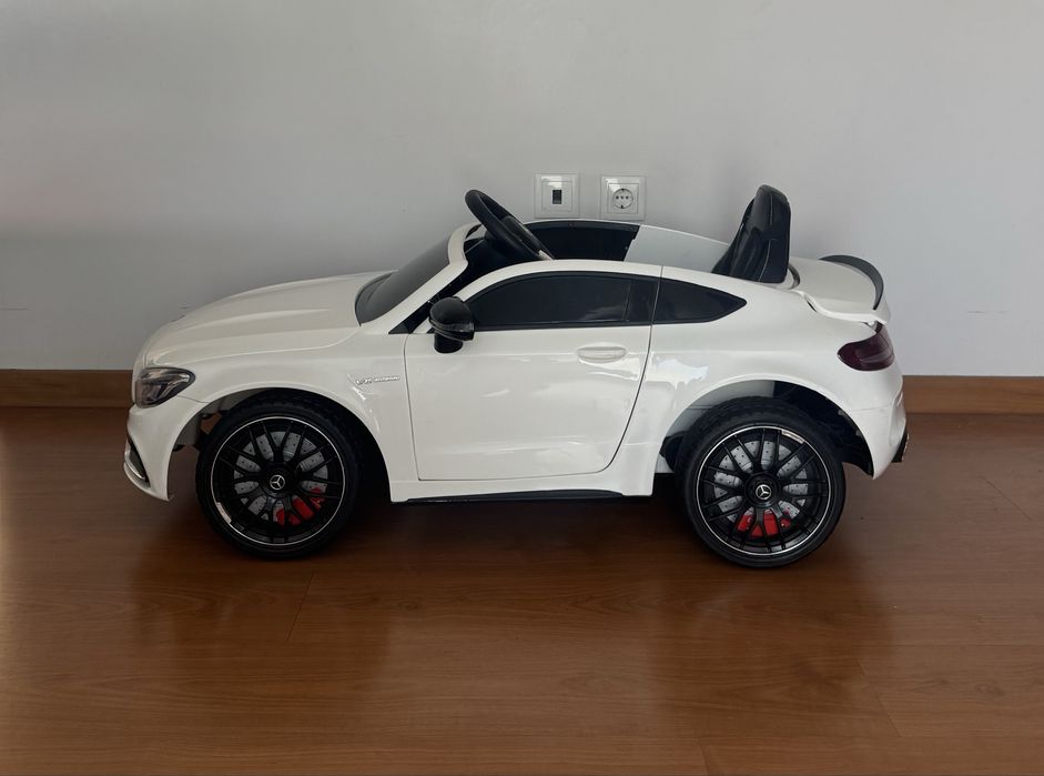 Carro criança elétrico