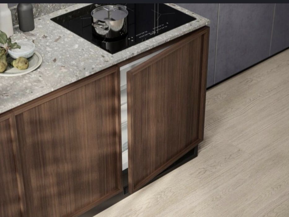 Lodówka podblatowa do zabudowy ELECTROLUX LFB3AE82R Optispace zamrażar