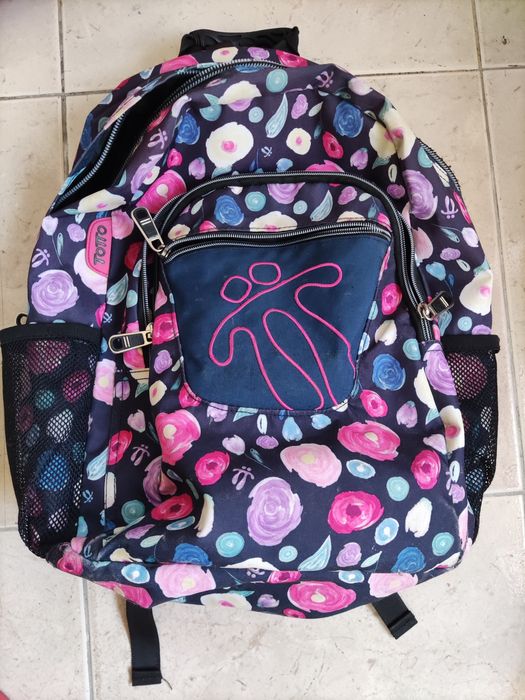 Mochila escolar Totto usada