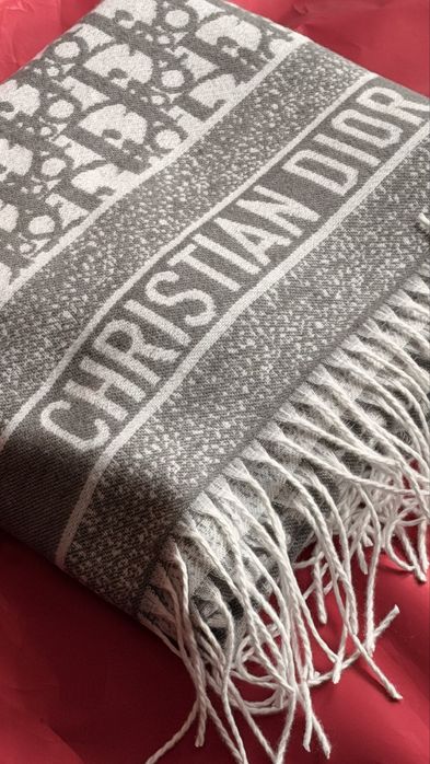 Damski szalik bardzo miekki