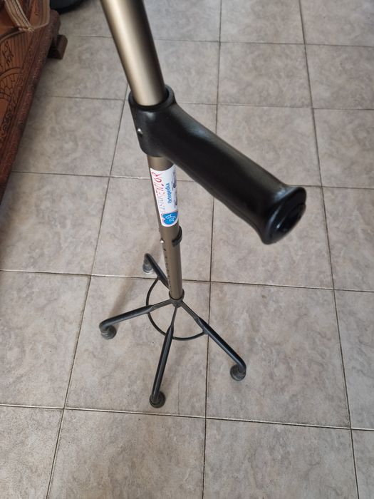 Vendo bengala/muleta  nova