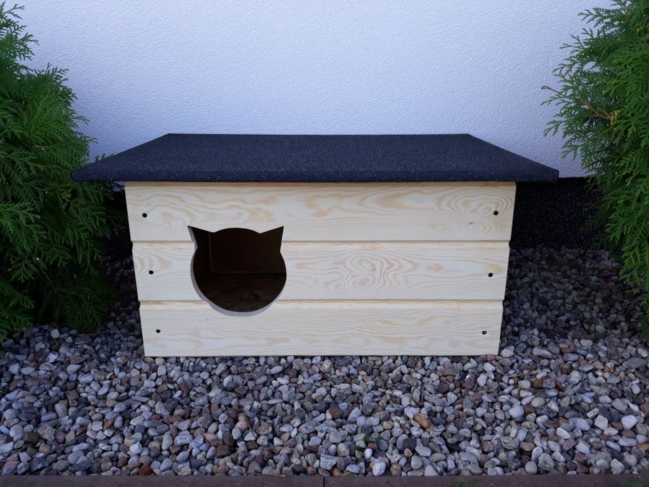 Buda dla kota z przedsionkiem, domek dla kota