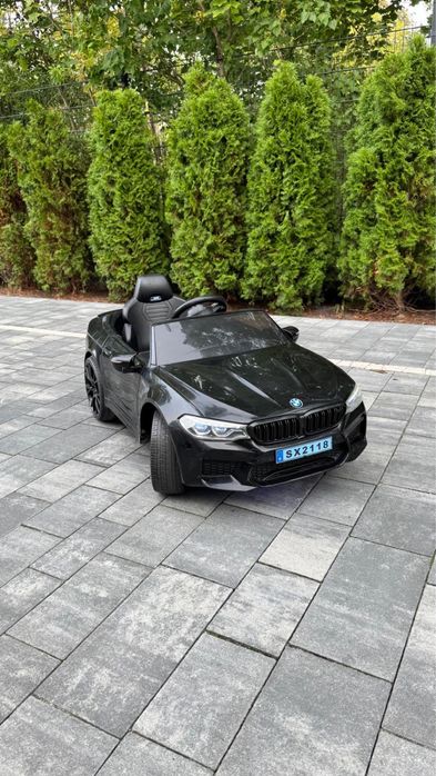 Samochód na akumulator dla dzieci BMW M5 Drift