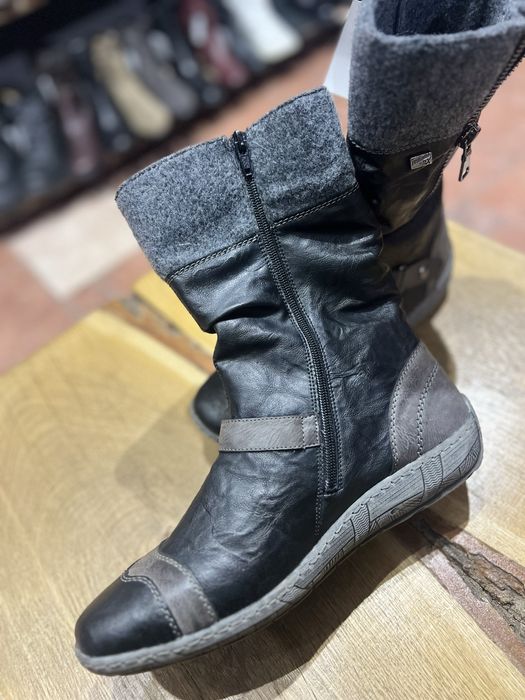 Жіночі чобітки remonte 43 розмір