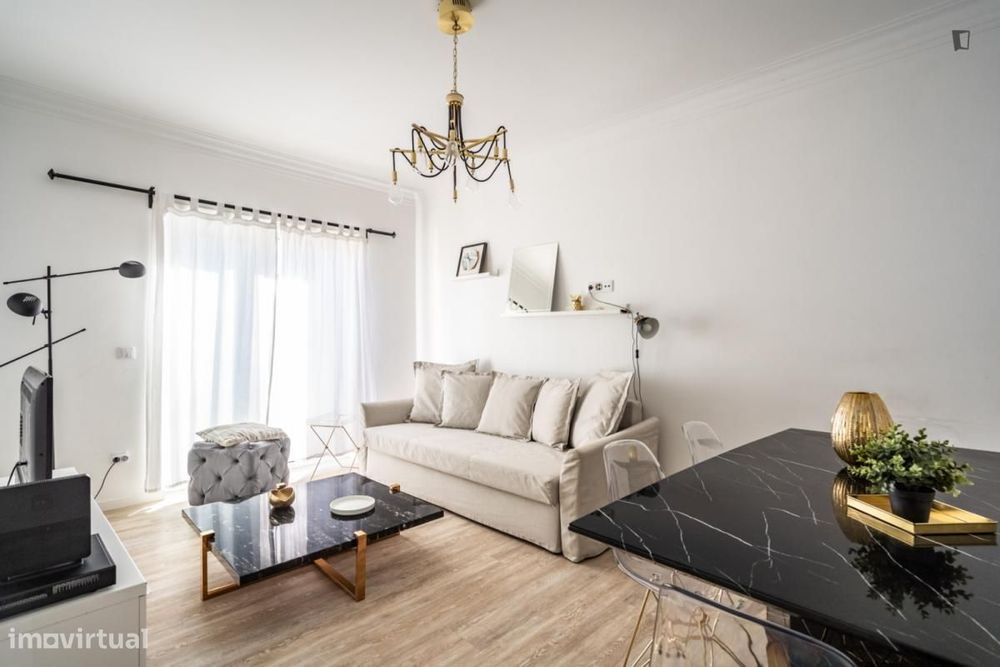 Apartamento com 2 quartos - localizado em Graça Lisbon