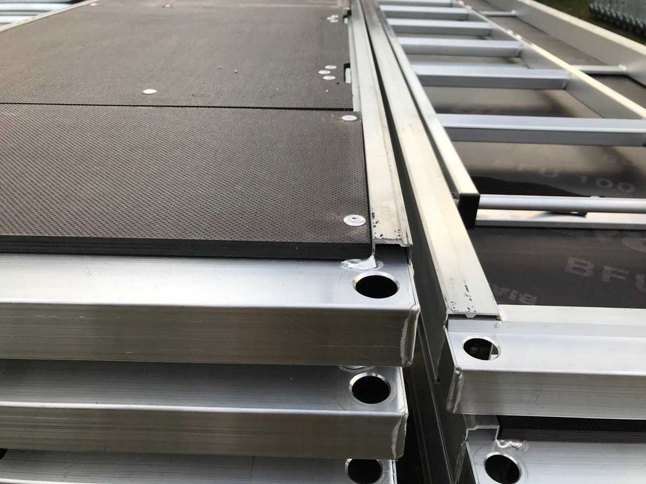 Rusztowanie Pletak 216 m2 PLETTAC nie UŻYWANE fasadowe 200