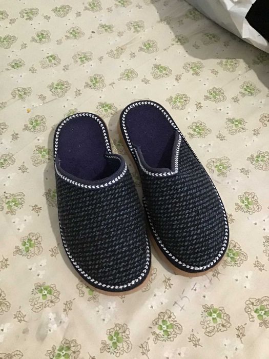 chinelos azuis 35