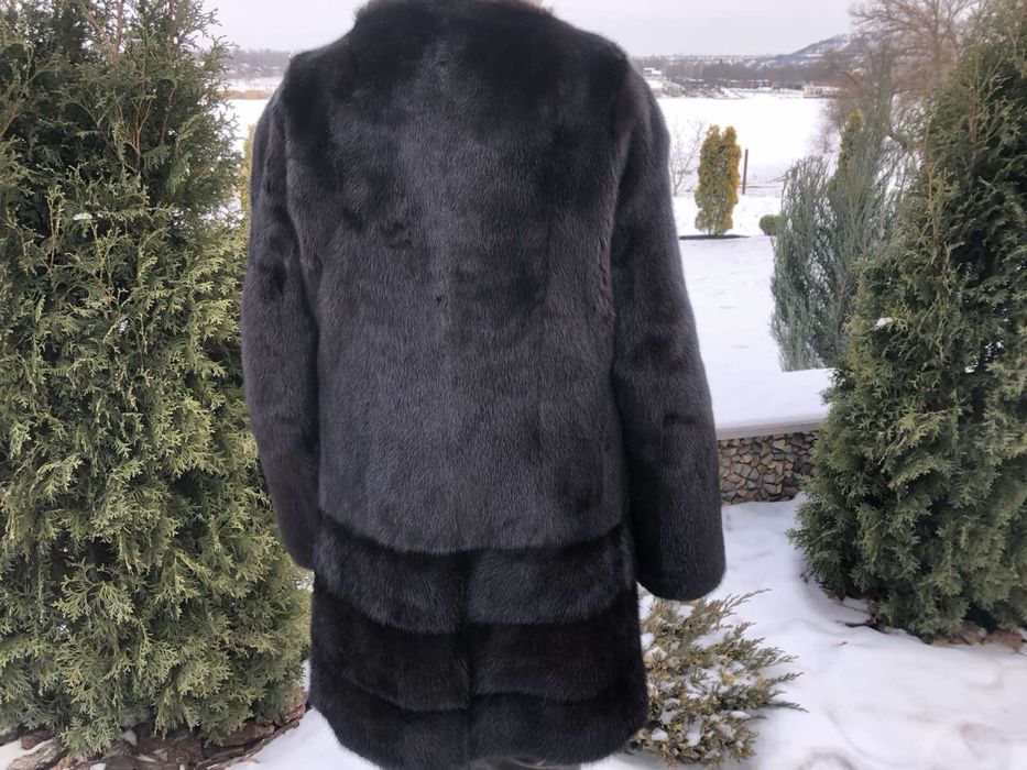Натуральна норкова шуба