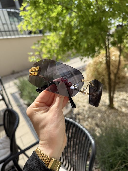 Нові сонцезахисні окуляри MIU MIU MU 54YS маска