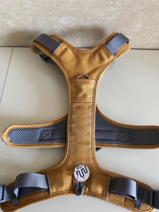 Продам якісну шлейку для собак тріксі