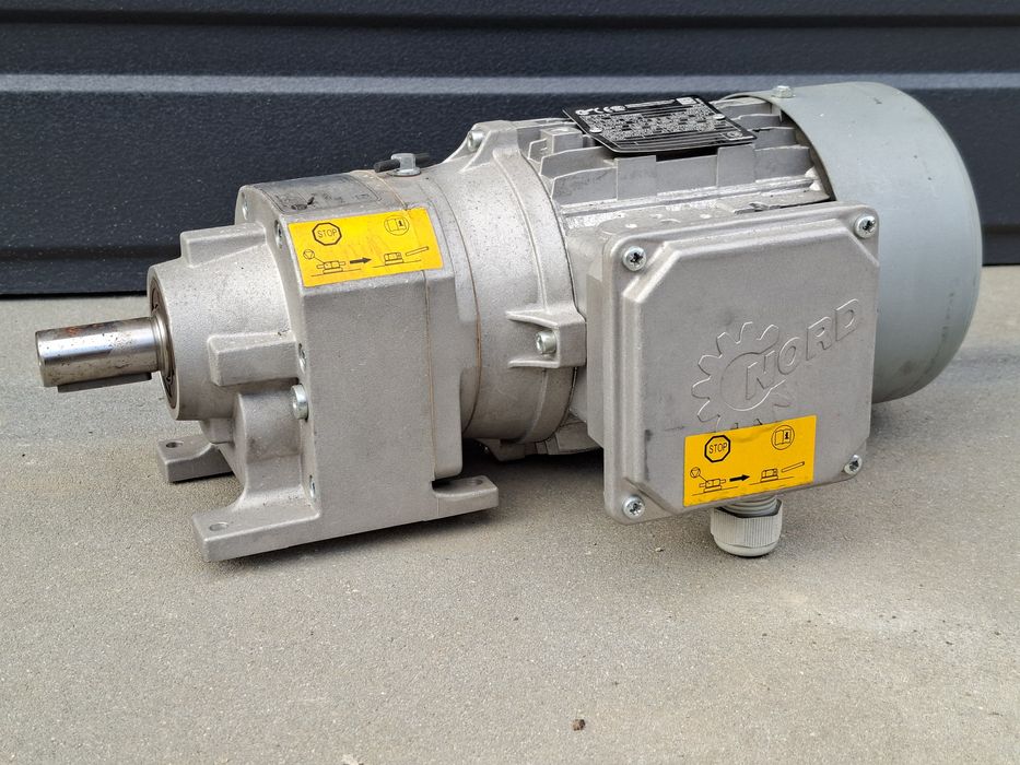 Motoreduktor 0.37kw. 105obr. Firmy Nord