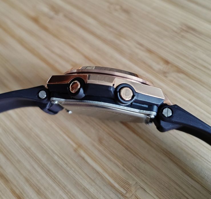 Casio Baby-G MSG S200g 5a