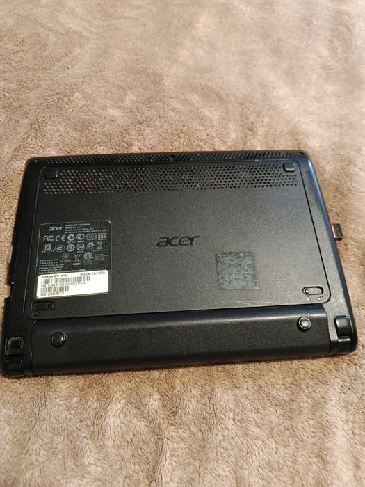 Нетбук Acer Aspire One