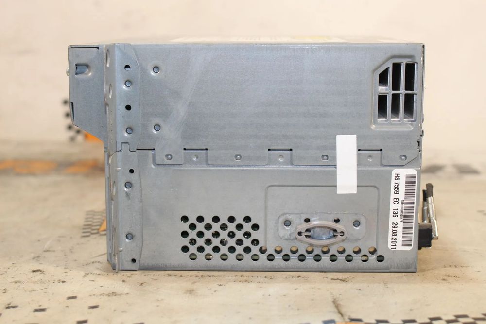 Rádio / auto-rádio BMW 5 (F10)