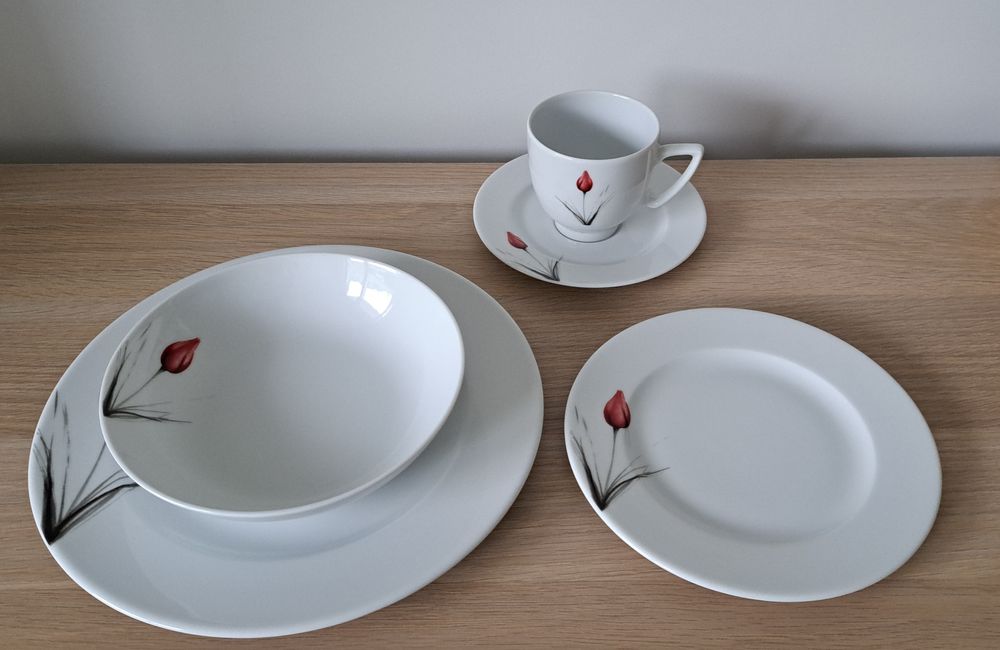 Zestaw obiadowo-kawowy Lubiana