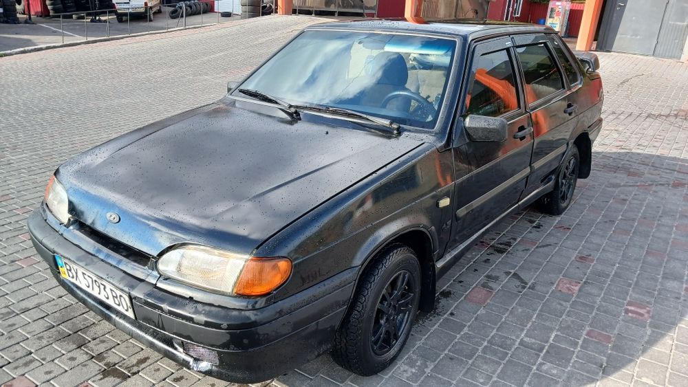 Авто на повному ходу...