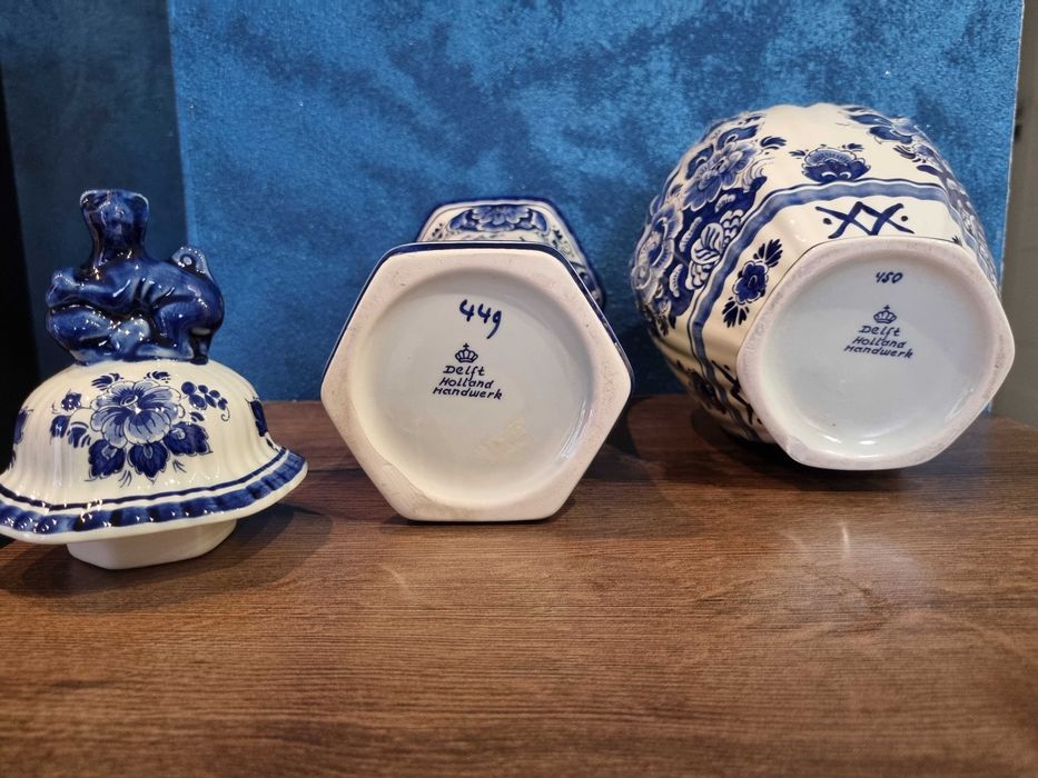 Porcelanowe wazy Delft ręcznie malowane