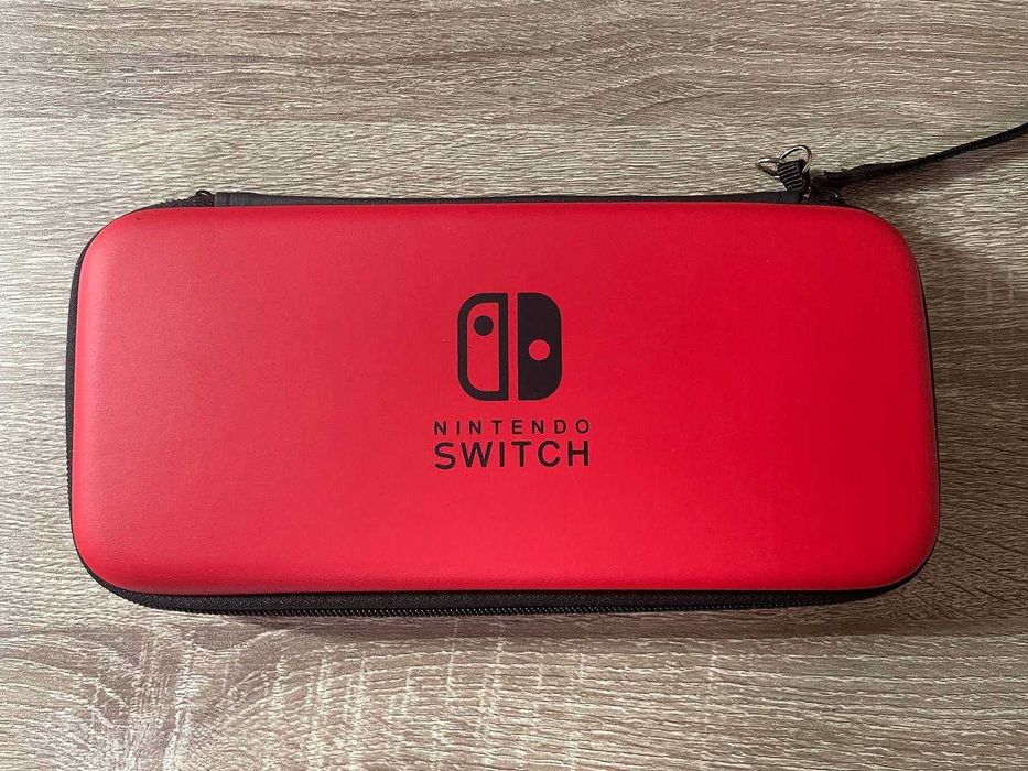 Nintendo Switch OLED + бокс у подарунок