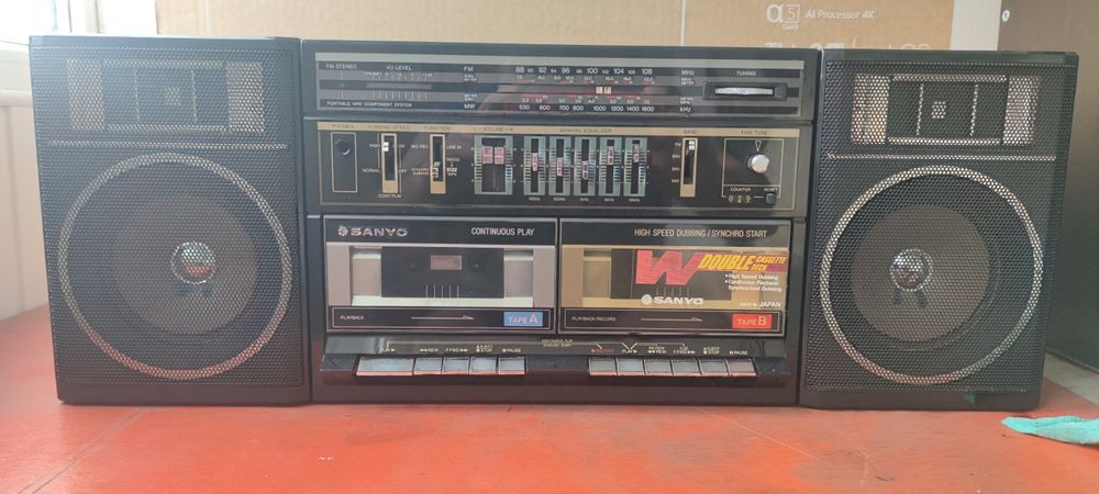 Магнитола  SANYO C-35