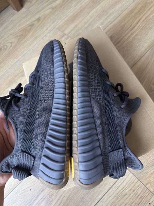 Adidas Yeezy Boost 350 V2 Cinder buty sneakersy czarne 42 2/3