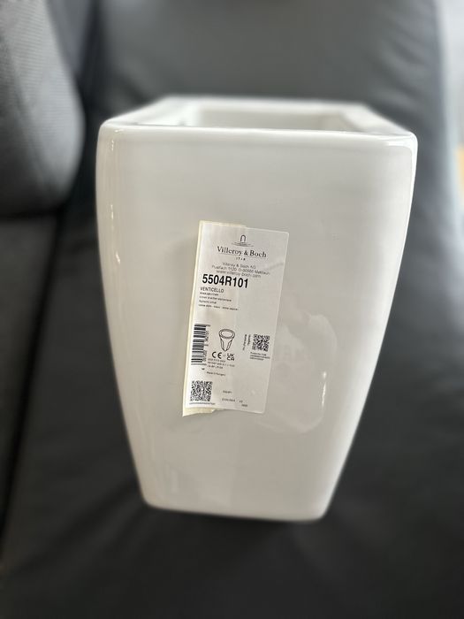 Nowy pisuar Villeroy & Boch Venticello – biały (Weiss Alpin) – oryginalne opakowanie
