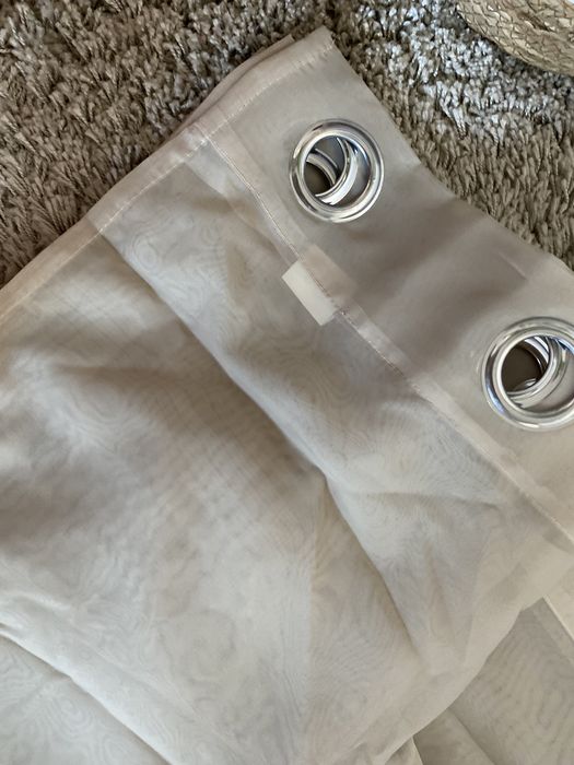 Cortinados em tons de bege
