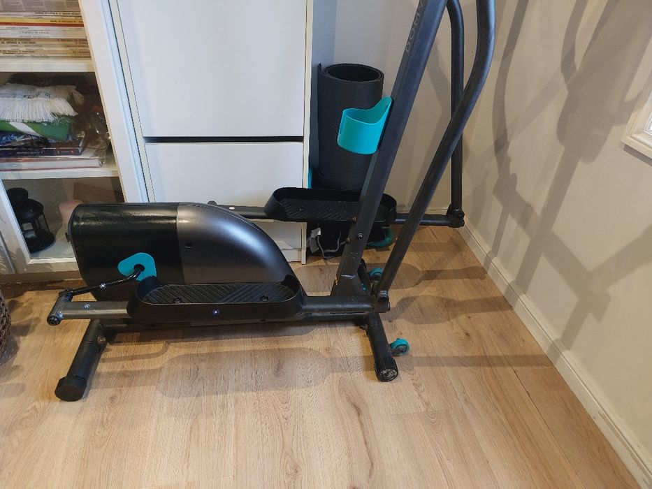 Elíptica Domyos 120 em bom estado