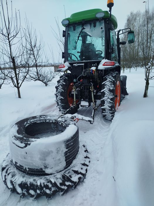 Продам новий трактор 50 мото годин.