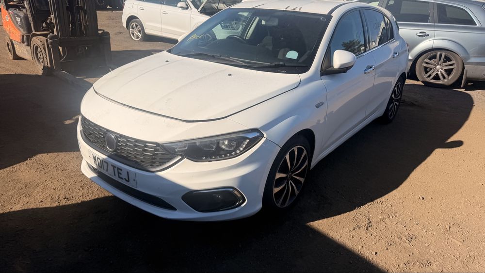 Fiat Tipo silnik 1.4 Benzyna 2017r,Anglik z kluczykami