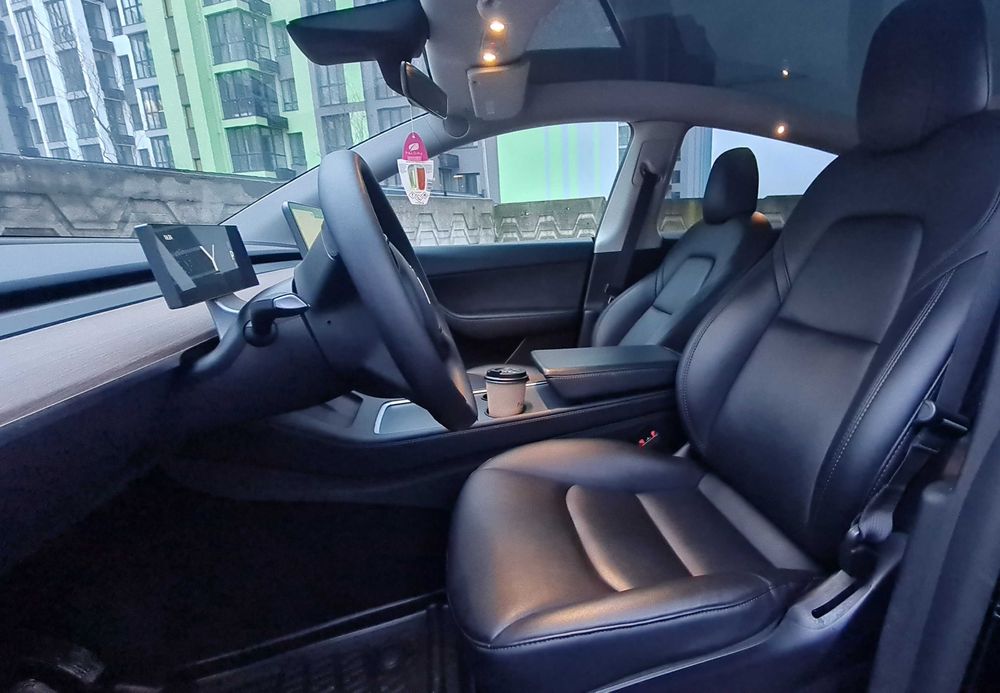 Продам Tesla Model Y 2022 Long Range 75kWh Dual Motor, AWD