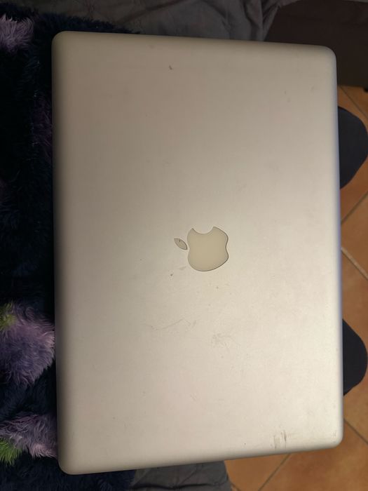 Macbook pro inicio 2011 15”