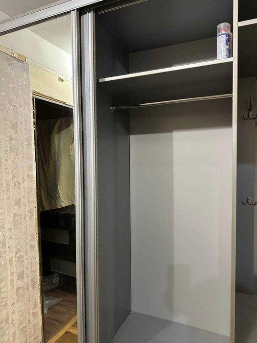 Шафа купе в гарному стані