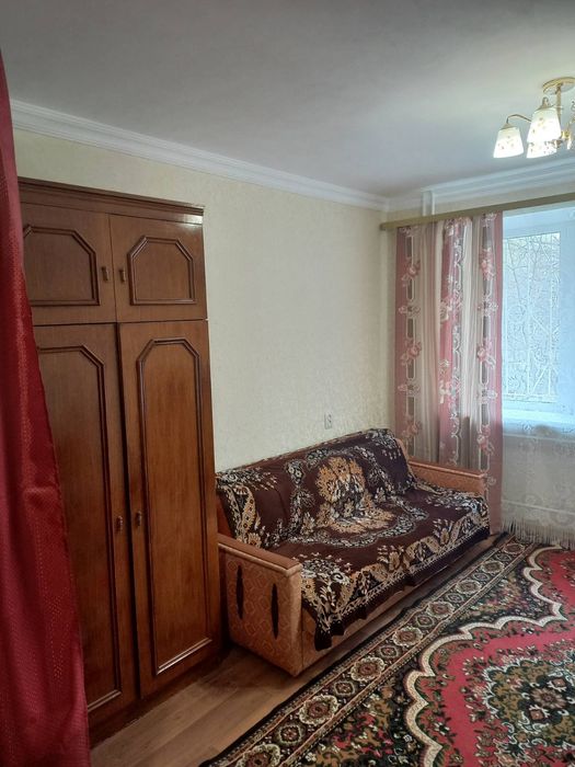 Здам 1к ( в гуртожитку ) , всі меблі та техніка  , Зигіна 4800+ ком.