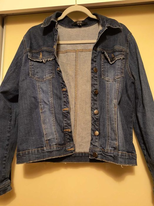 Katana, kurtka dżinsowa