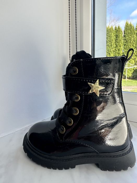 Продам дитячі ботинки Marines