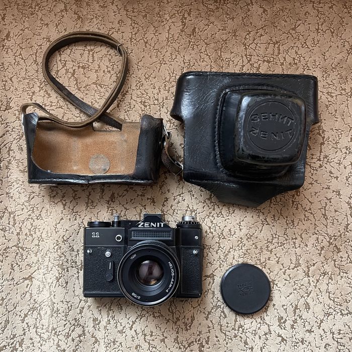 Фотоапарат Зеніт-11 + Об'єктив Геліос-44M-4.