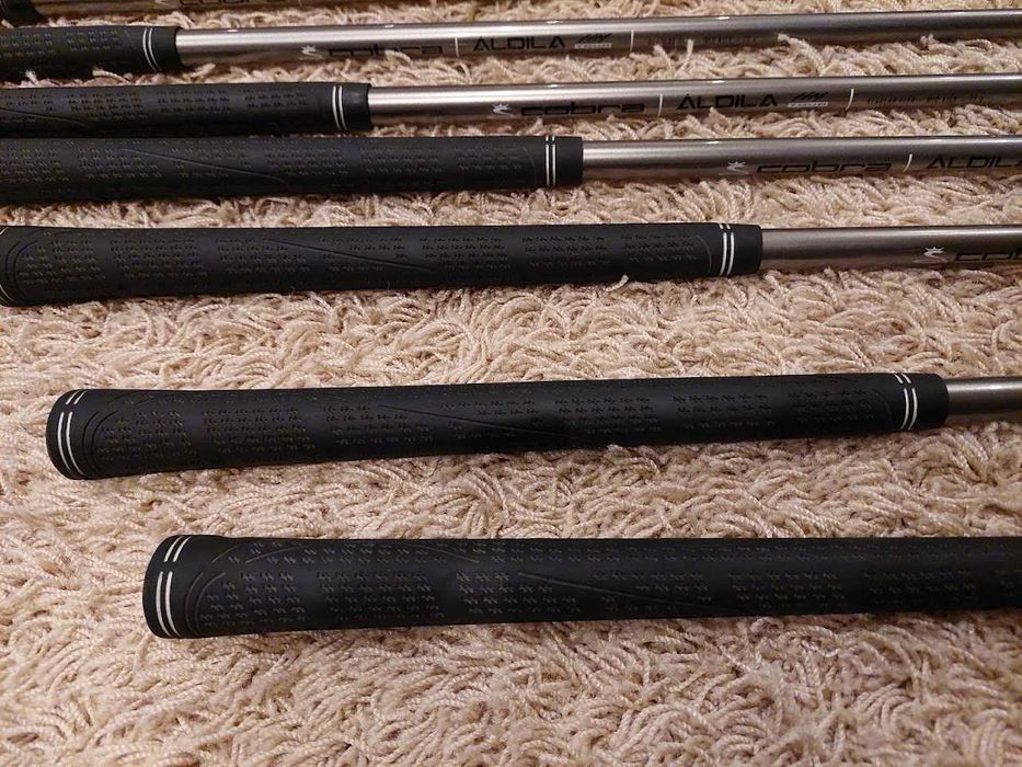 Cobra King SS-i, vareta ALDILA HM Tour Regular Flex - Mid Kick 75 g