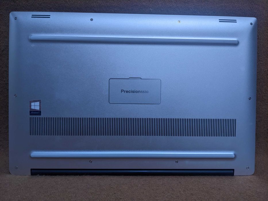 Dell Precision 5530 15.6"FHD i7-8850H 16GB 512GB SSD Quadro P2000 4GB