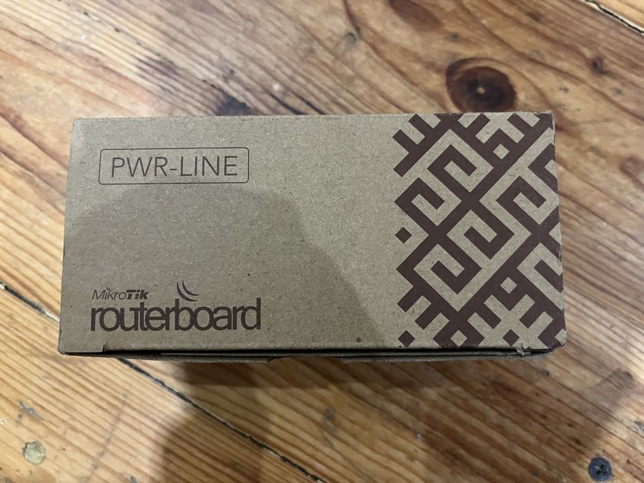 Адаптер Mikrotik PWR-LINE Powerline PL7400