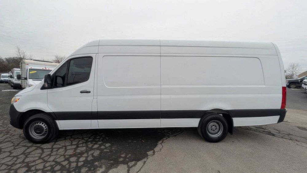 Mercedes-Benz Sprinter      2019