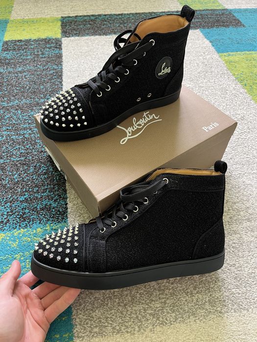 czarne buty z kolcami