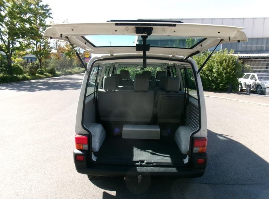 Volkswagen T4 2004.