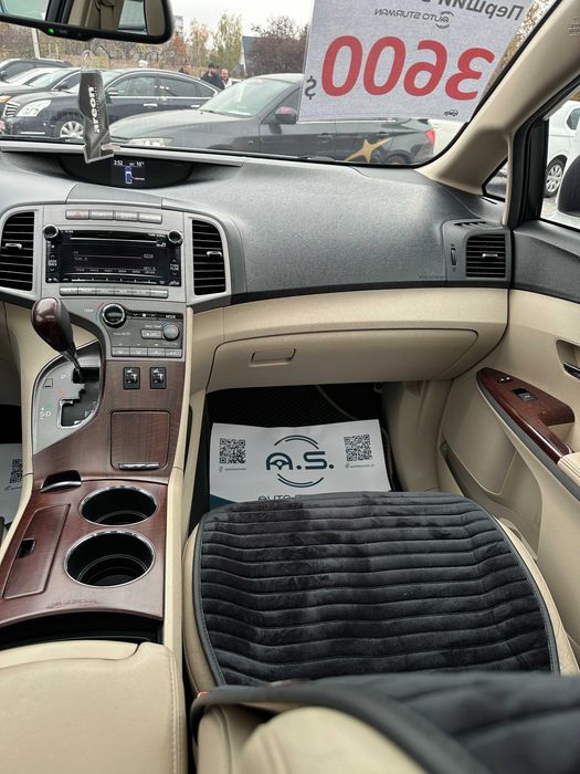 Продам Toyota Venza 2010 рік можлива розстрочка,кредит,обмін!