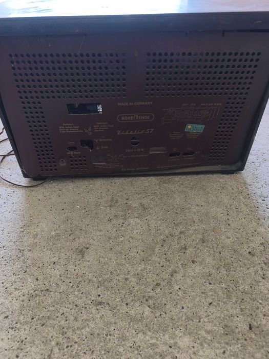 Radio muito antigo