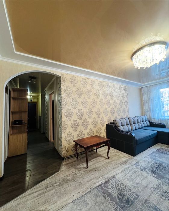 Продаж 3 кімнатної квартири з прибудовою на Новомиколаївці