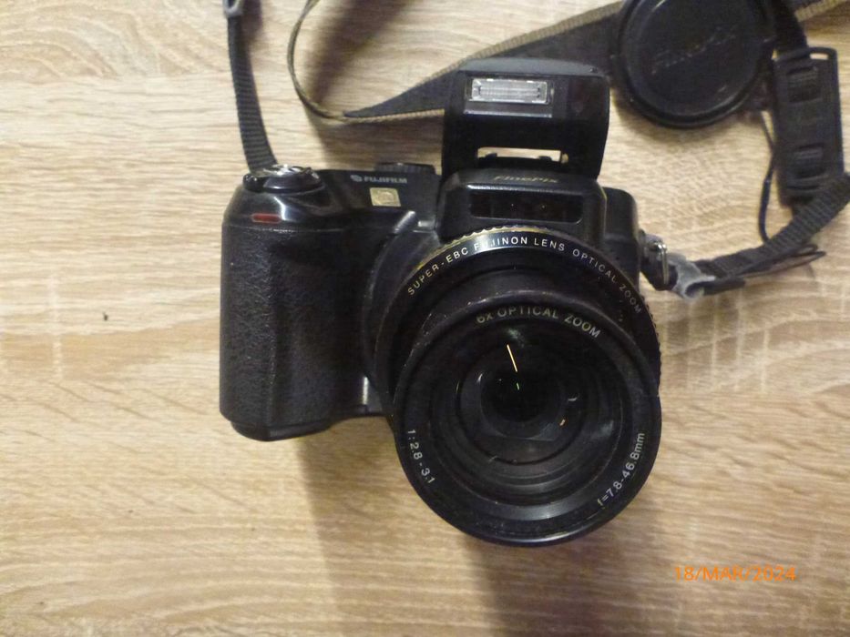 Aparat Pine Pix S7000
